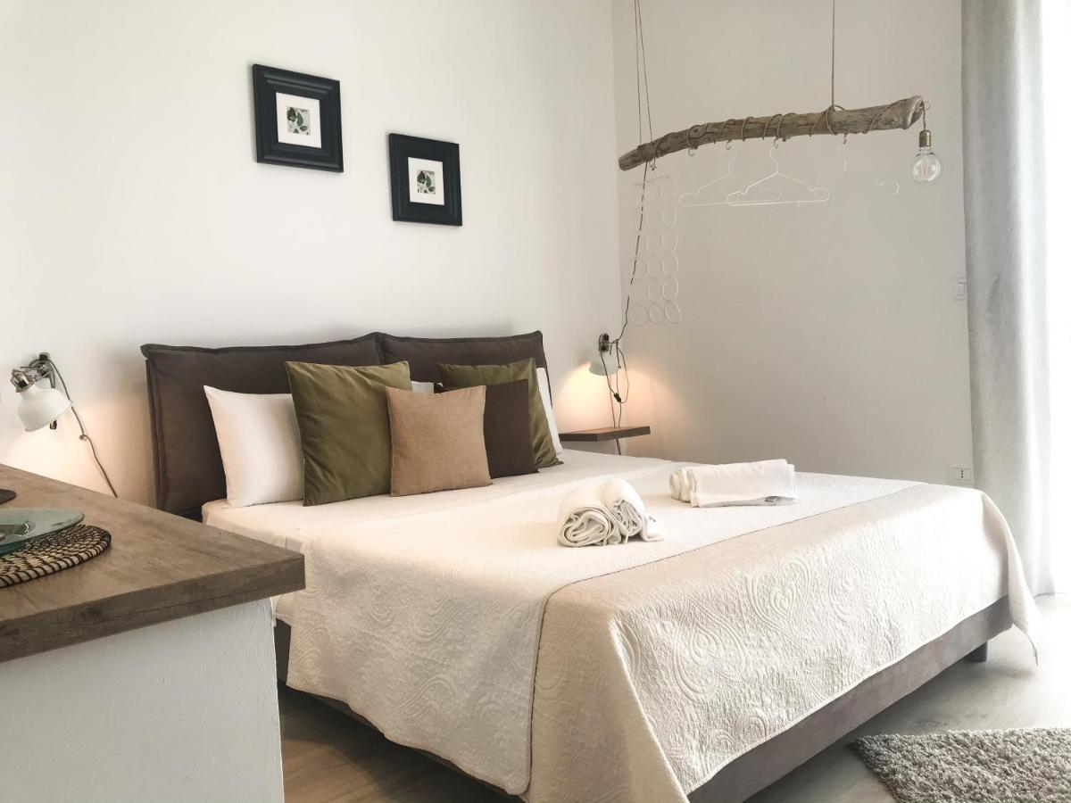 Viatorem Suites Torre dell'Orso Exterior foto